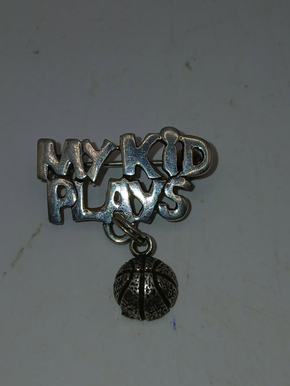 925  my kid loves basketball pin